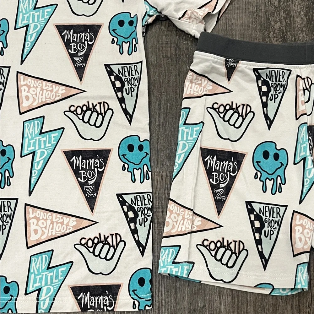 Kids Pajamas with Fun Print - Picture 4 of 5